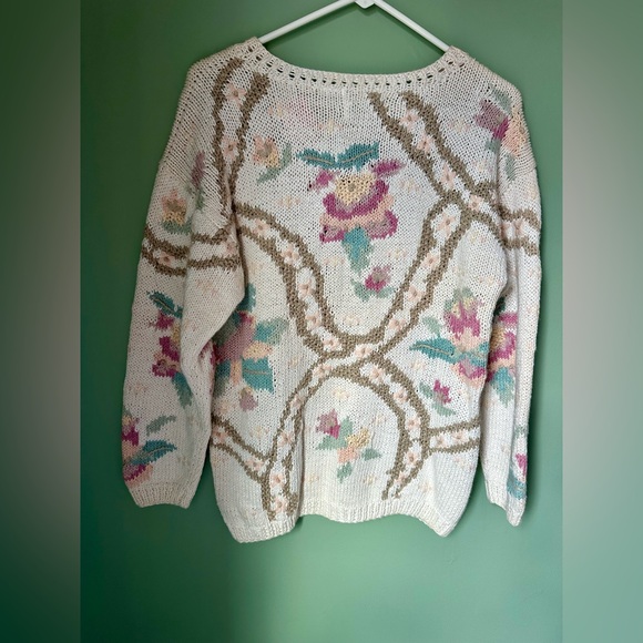 VTG Colleen’s Collectables Knit By Hand Floral Pastel Sweater Small Cottagecore - Picture 5 of 5